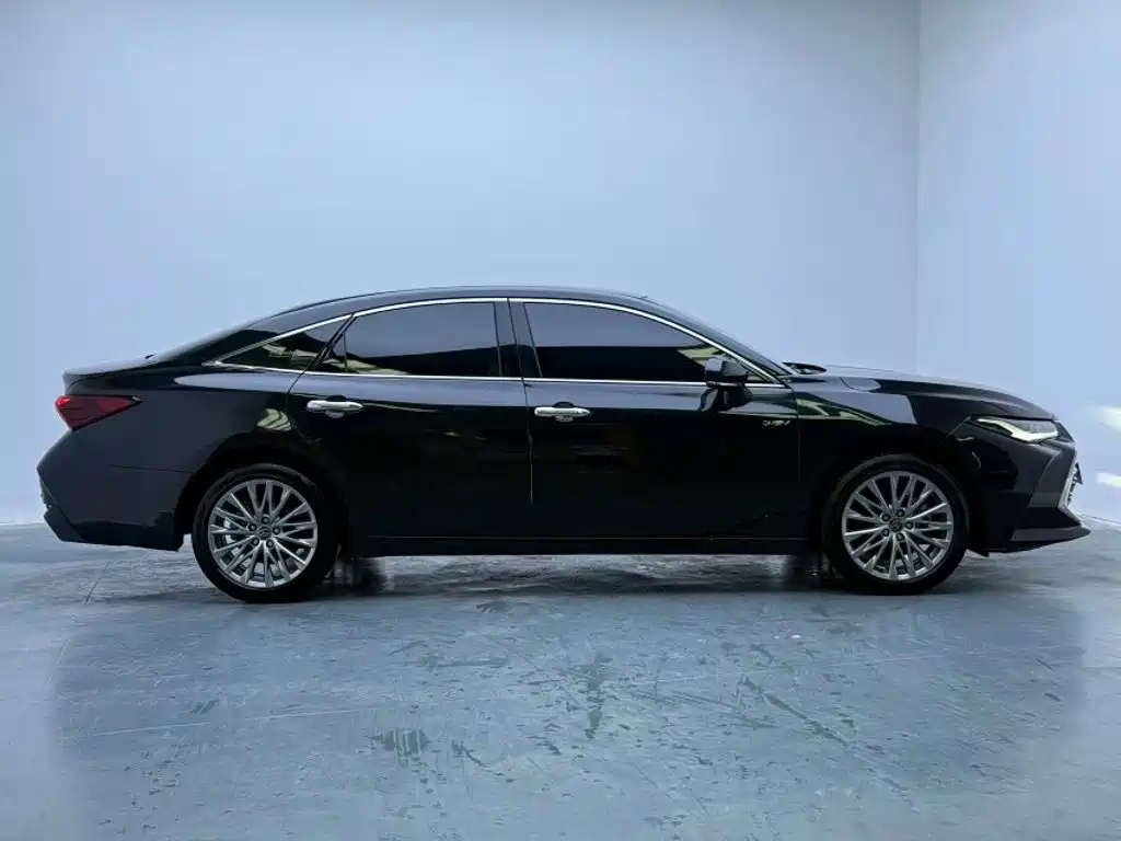 Toyota Avalon 2024 — фото 11