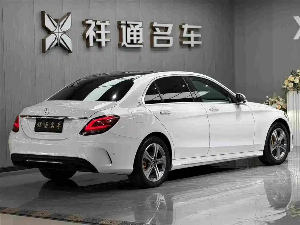Mercedes-Benz C-Class 2021 — фото 11