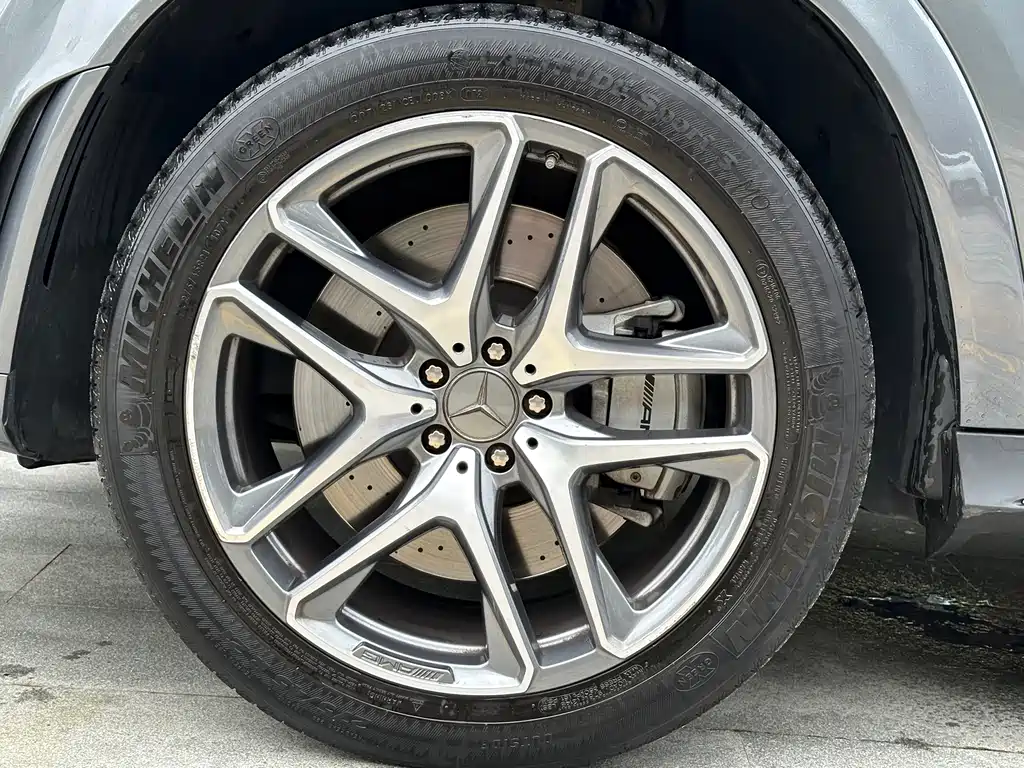 Mercedes-Benz GLE AMG 2023 — фото 13