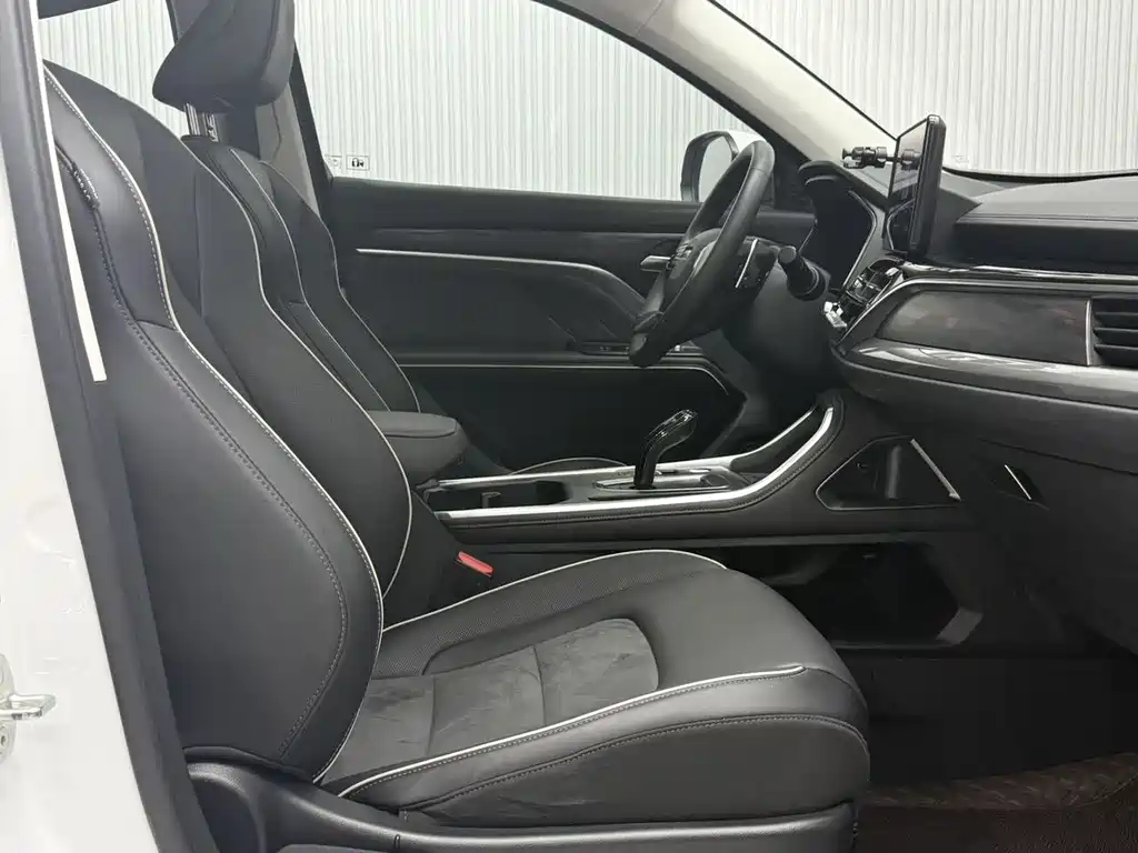 Haval H6 2023 — фото 11