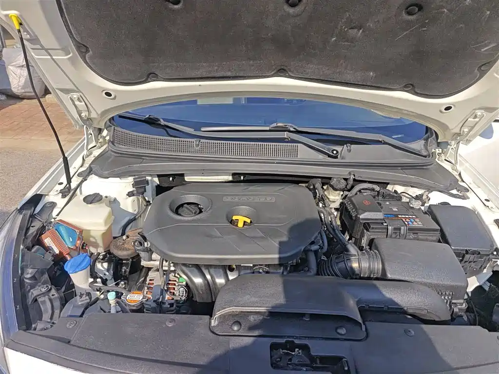 Hyundai Mistra 2015 — фото 19