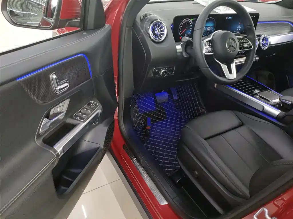 Mercedes-Benz GLB 2021 — фото 16