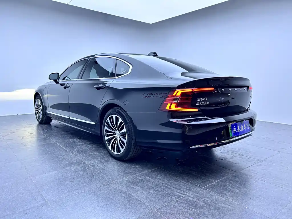 Volvo S90 PHEV 2024 — фото 5