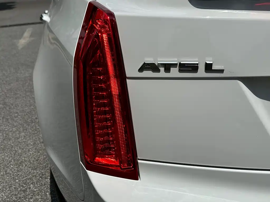 Cadillac ATS-L 2019 — фото 18