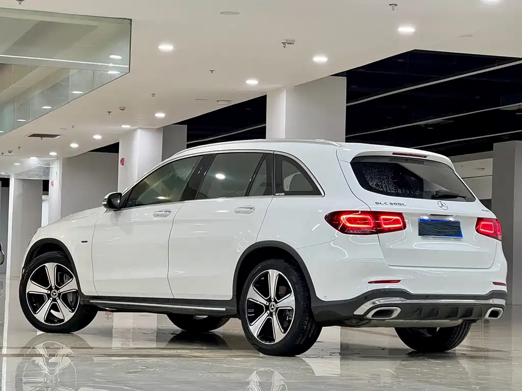 Mercedes-Benz GLC 2022 — фото 4
