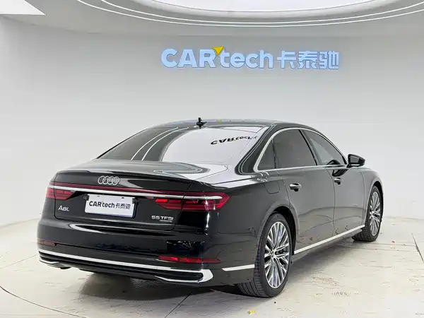 Audi A8 2024