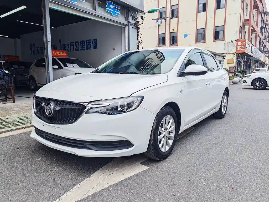 Buick Excelle 2019 — фото 1