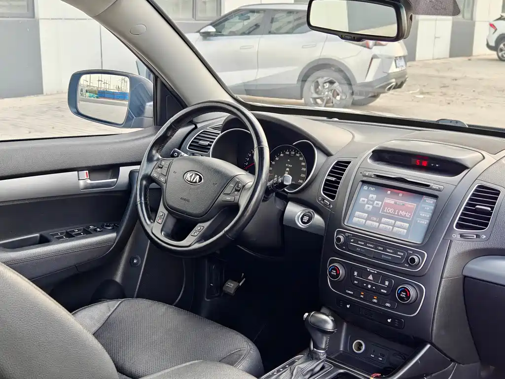 Kia Sorento 2014 — фото 16