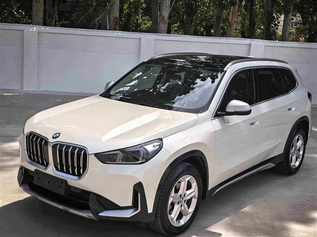 BMW X1 2023 — фото 1