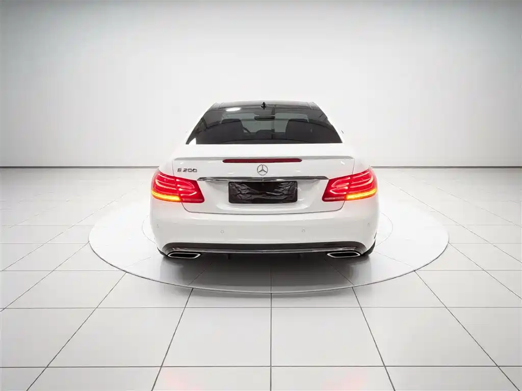 Mercedes-Benz E-Class 2017 — фото 6