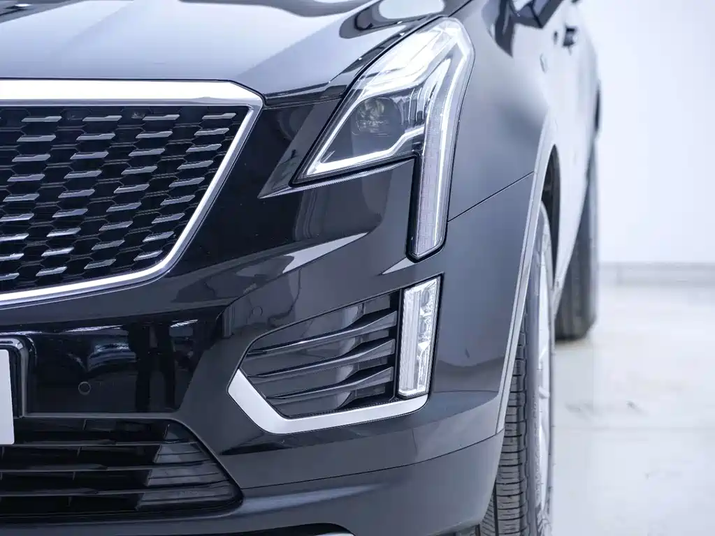 Cadillac XT5 2021 — фото 9