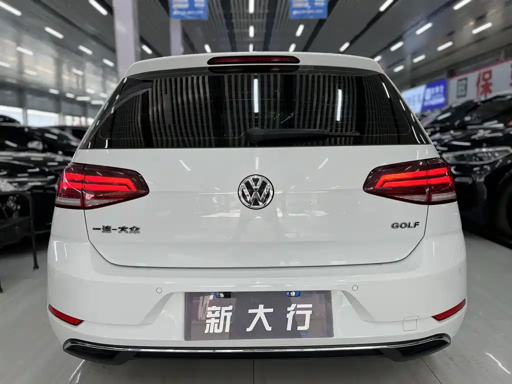 Volkswagen Golf 2019 — фото 9