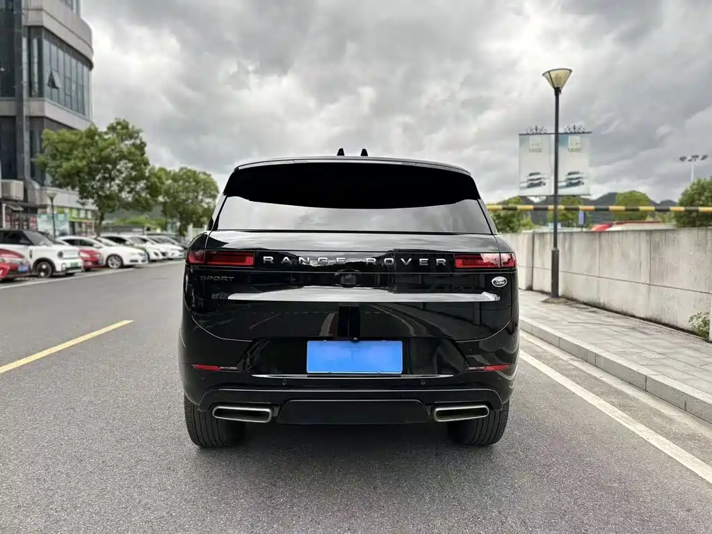 Land Rover Range Rover Sport 2024 — фото 4