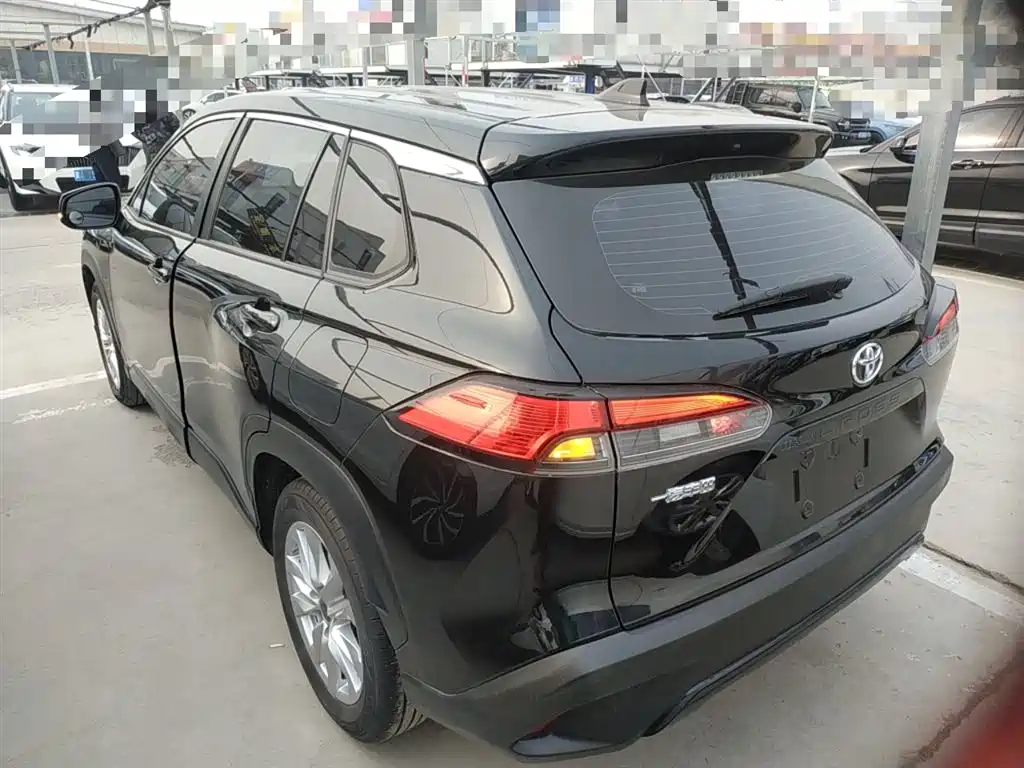 Toyota Corolla Cross 2022 — фото 21