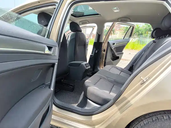 Volkswagen Golf 2016