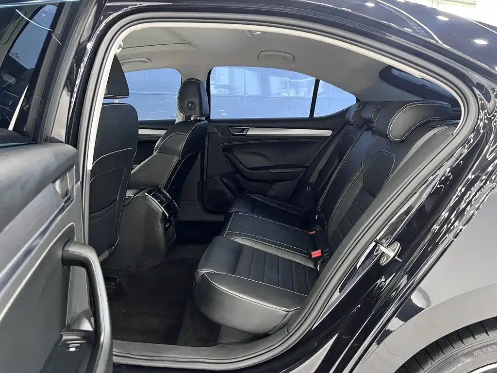 Skoda Speedy 2022 — фото 13