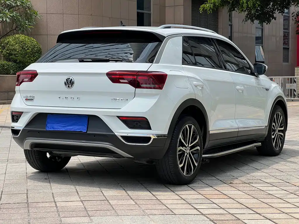 Volkswagen T-Roc 2020 — фото 6