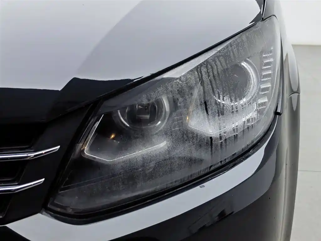 Volkswagen Touran 2015 — фото 7