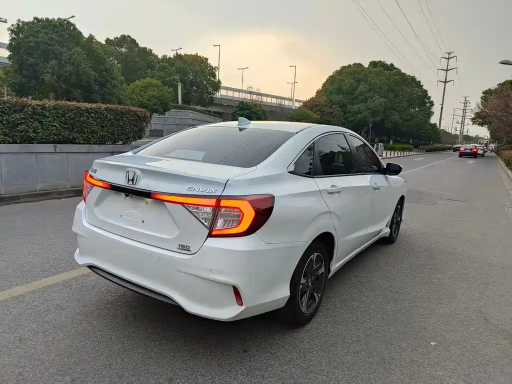 Honda Envix 2020 — фото 4