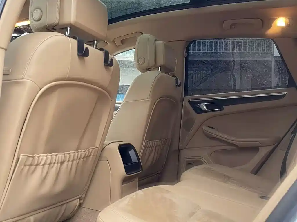 Porsche Macan 2015 — фото 11