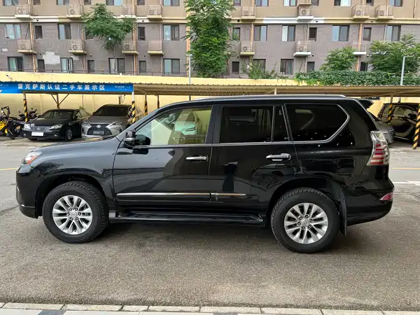 Lexus GX 2014