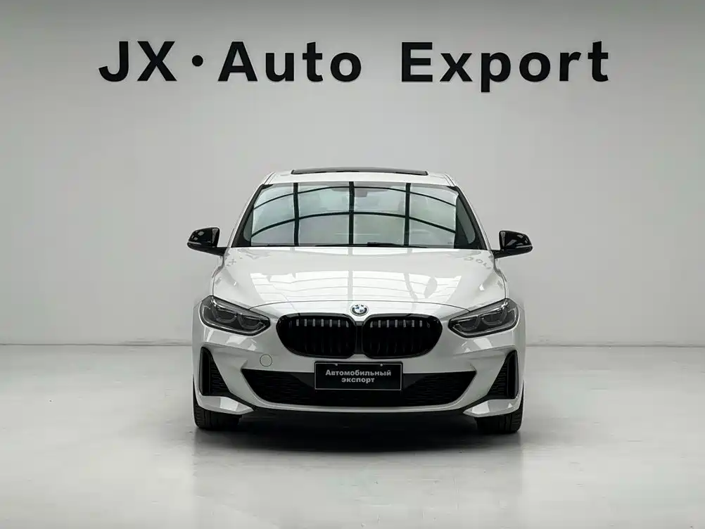 BMW 1 Series 2022