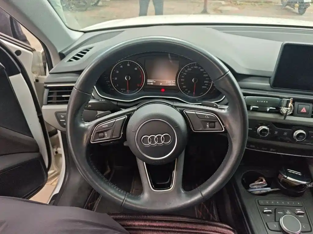 Audi A4L 2017