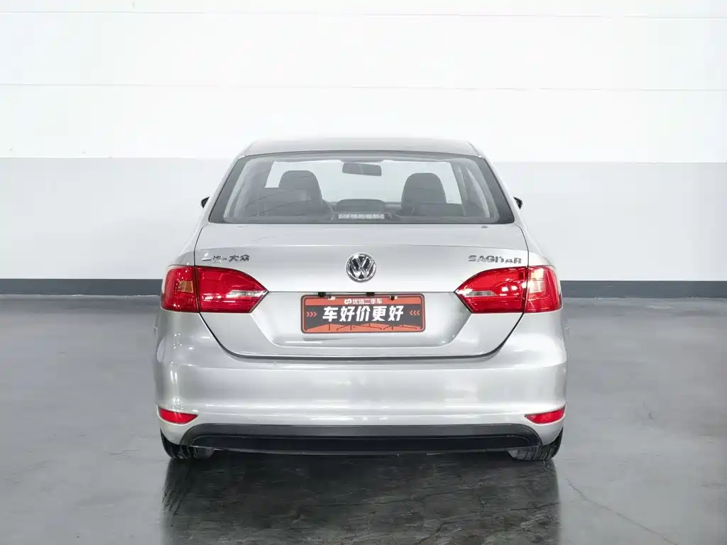 Volkswagen Sagitar 2014