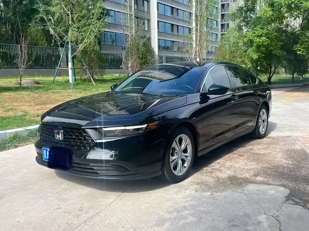 Honda Accord 2024 — фото 1