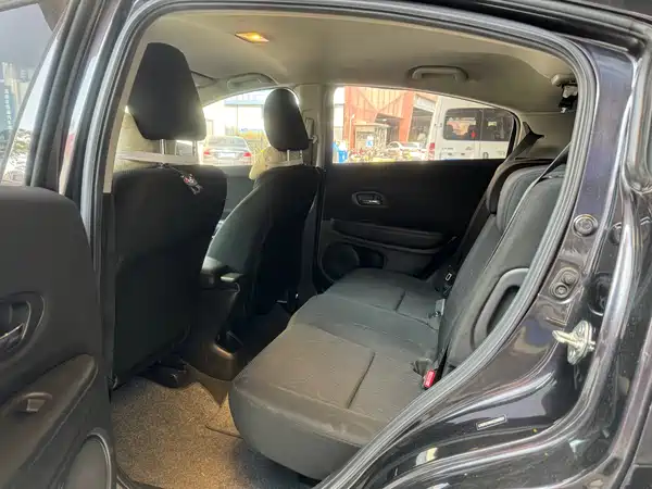 Honda Vezel 2015