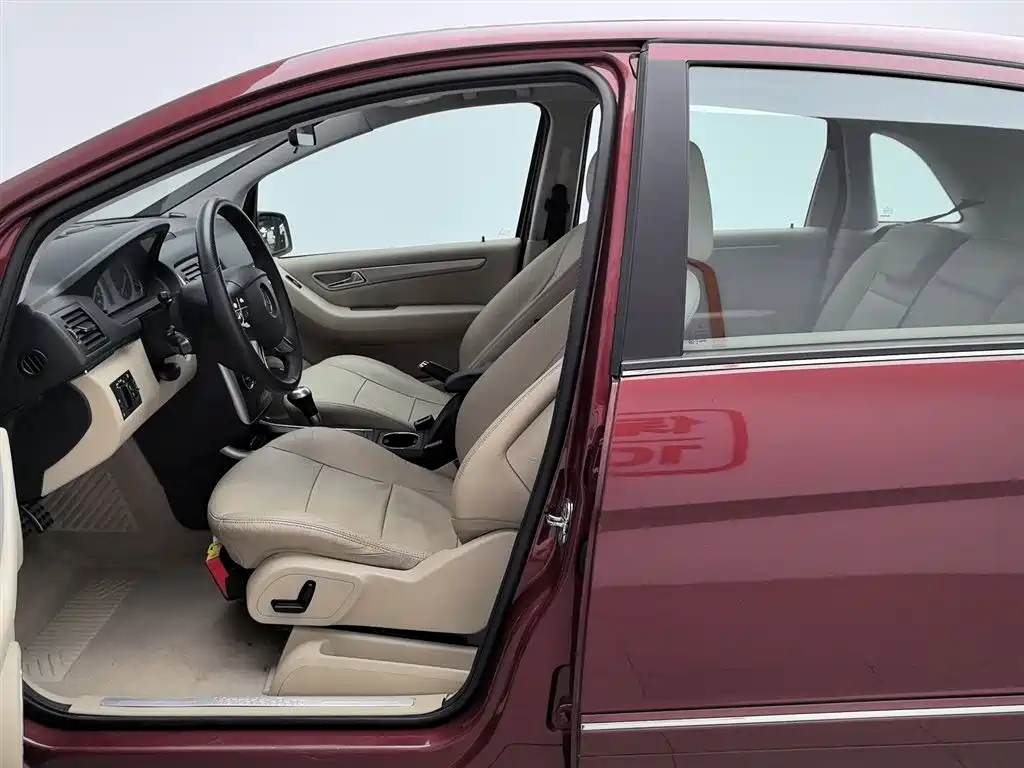 Mercedes-Benz B-Class 2010 — фото 10