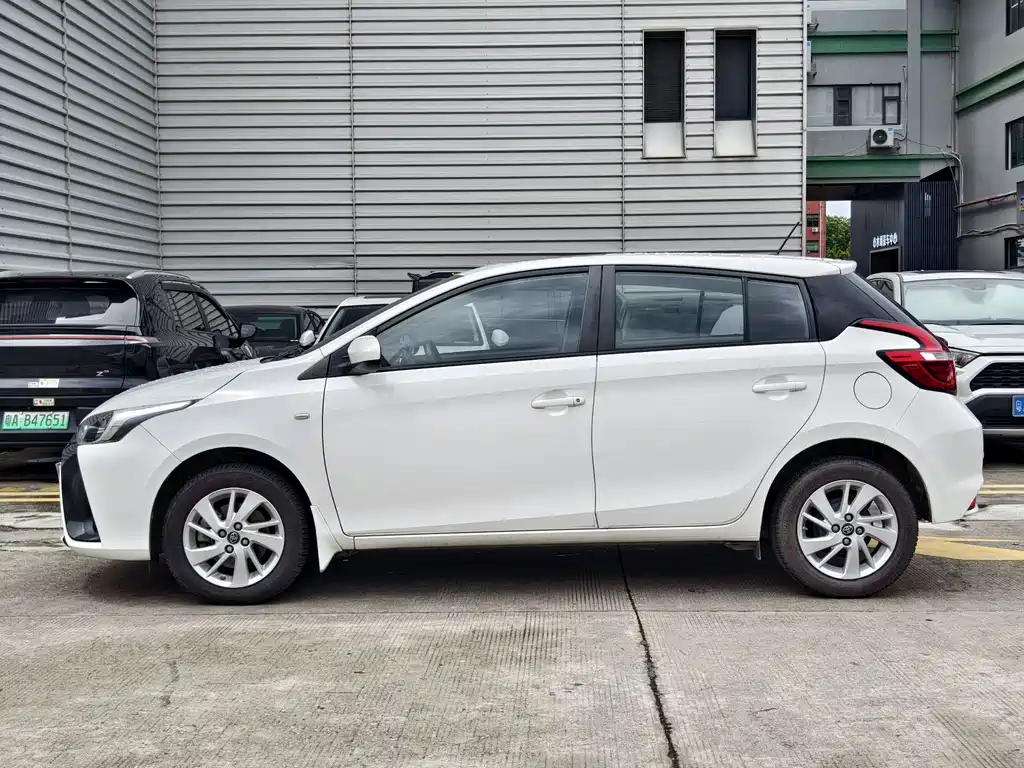 Toyota Yaris L 2019
