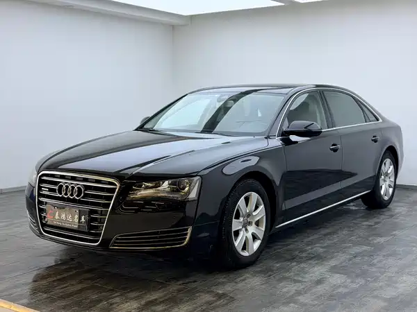 Audi A8 2013