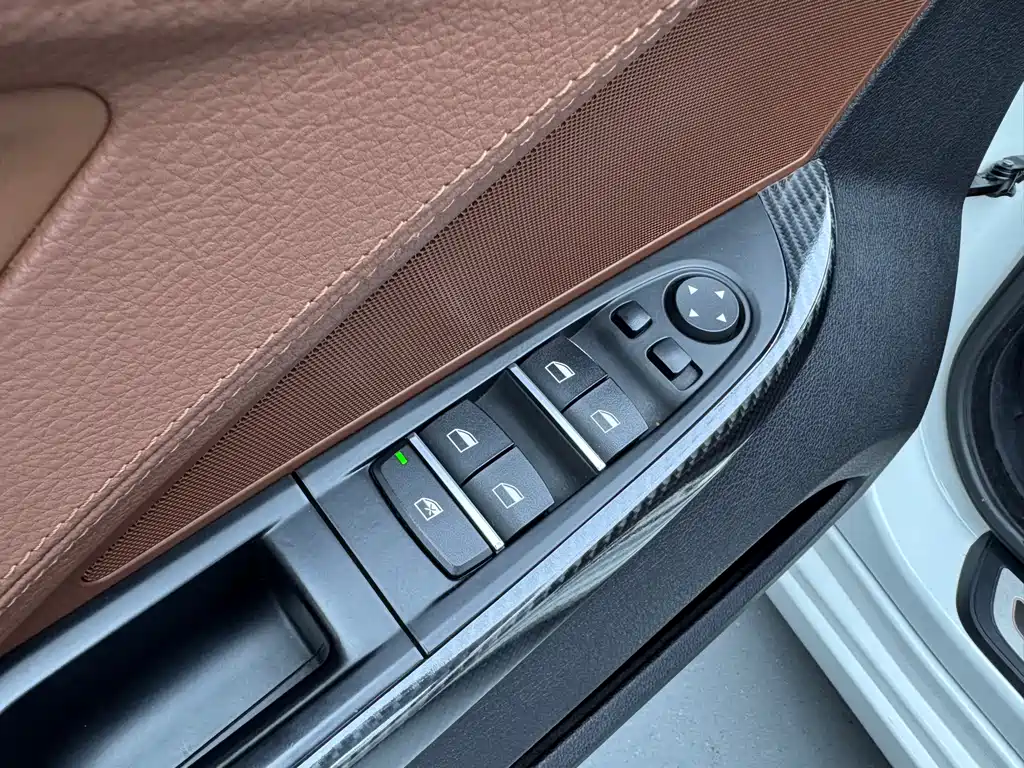 BMW 6 Series 2016 — фото 21