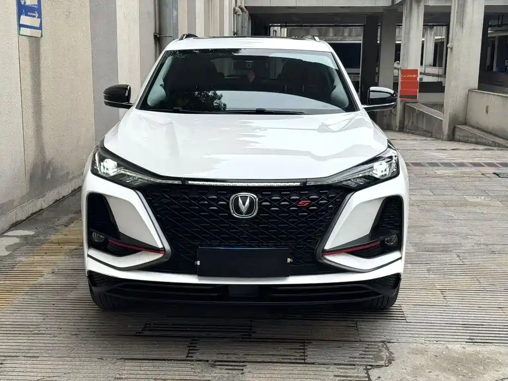 Changan CS75 PLUS 2020 — фото 2