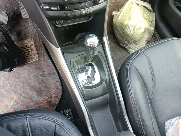 Peugeot 2008 2014
