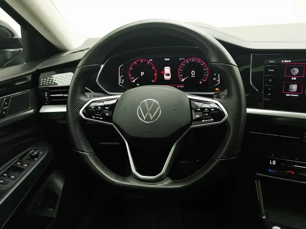 Volkswagen Passat 2022 — фото 11