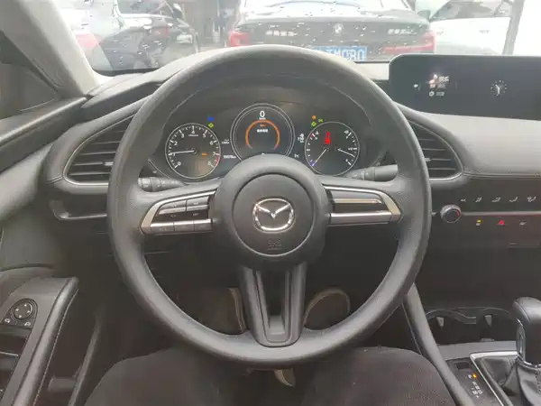 Mazda 3 Axela 2021