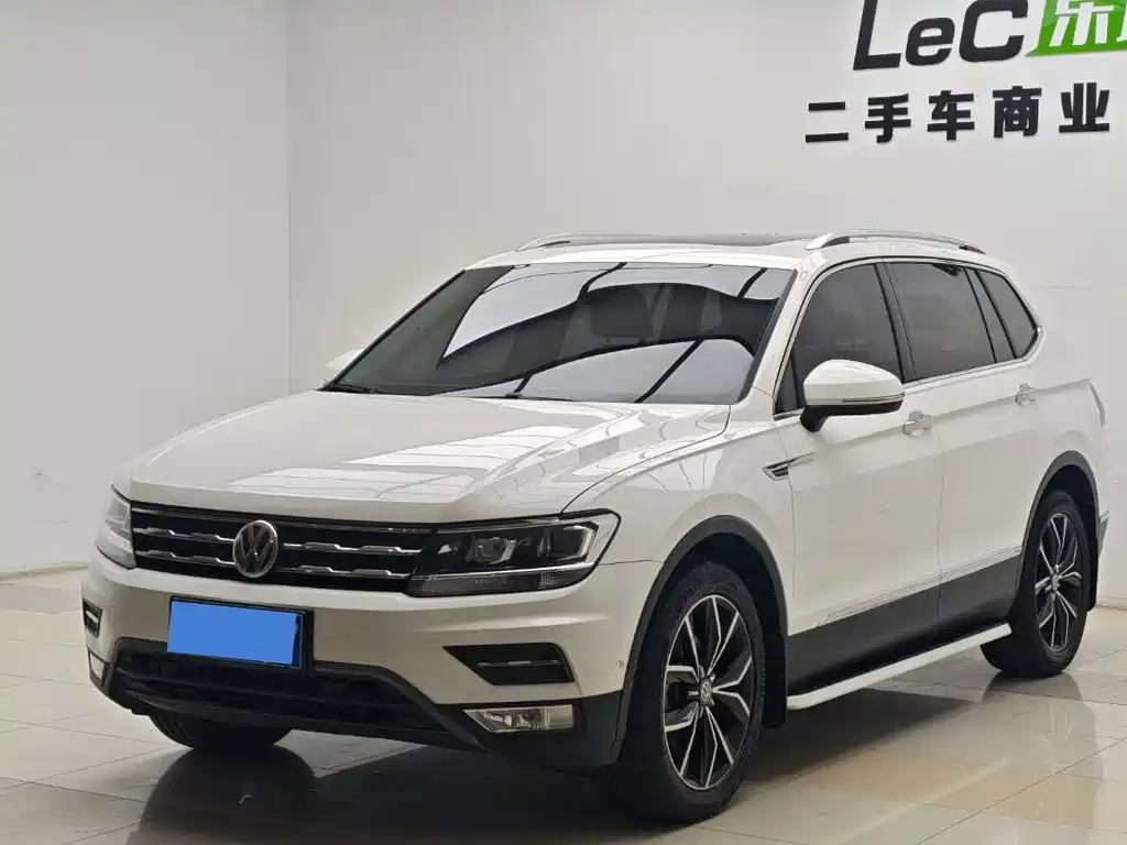 Volkswagen Tiguan L 2019 — фото 1