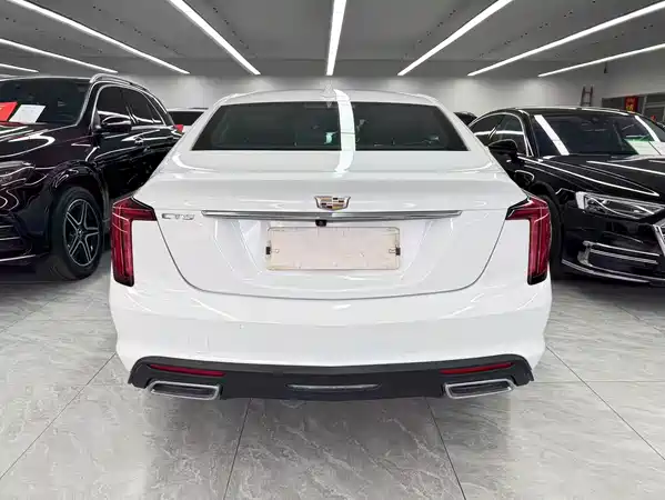 Cadillac CT5 2023
