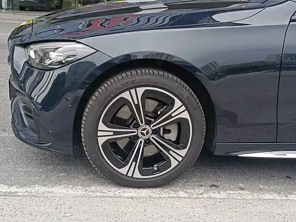 Mercedes-Benz C-Class 2022