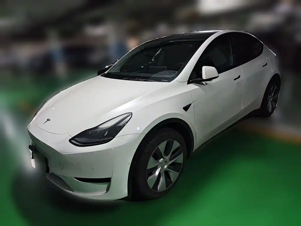 Tesla Model Y 2022 — фото 2