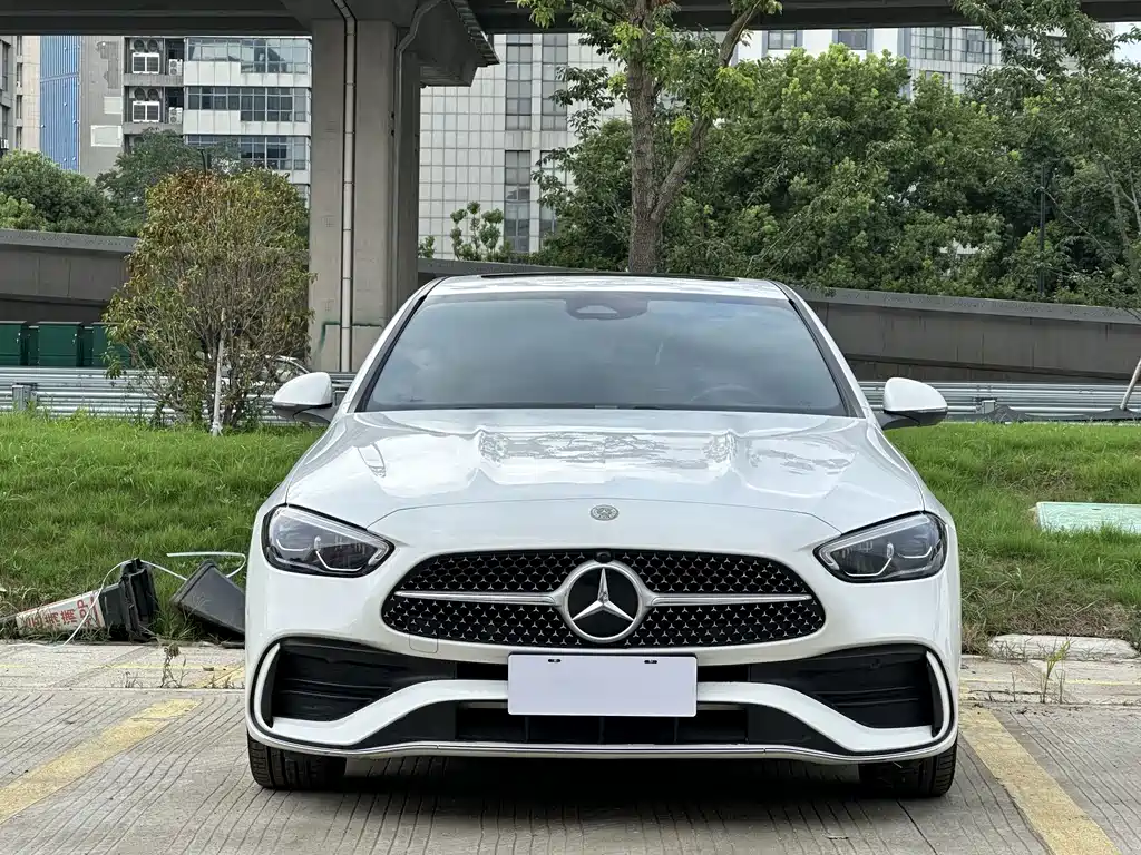 Mercedes-Benz C-Class 2023