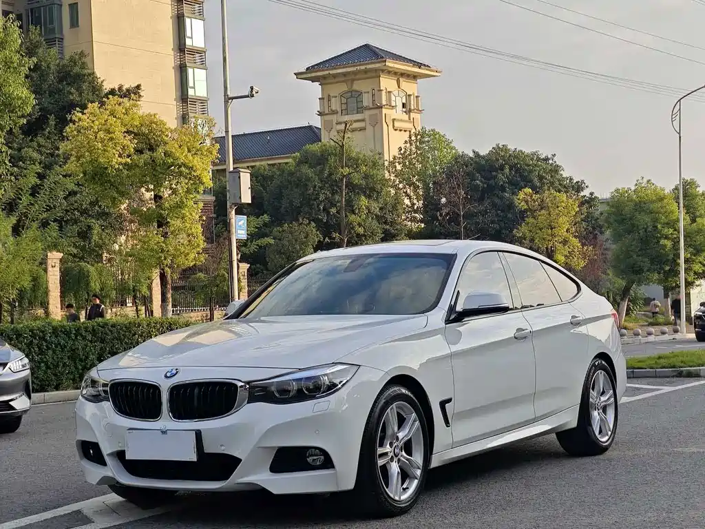 BMW 3 Series GT 2017 — фото 1