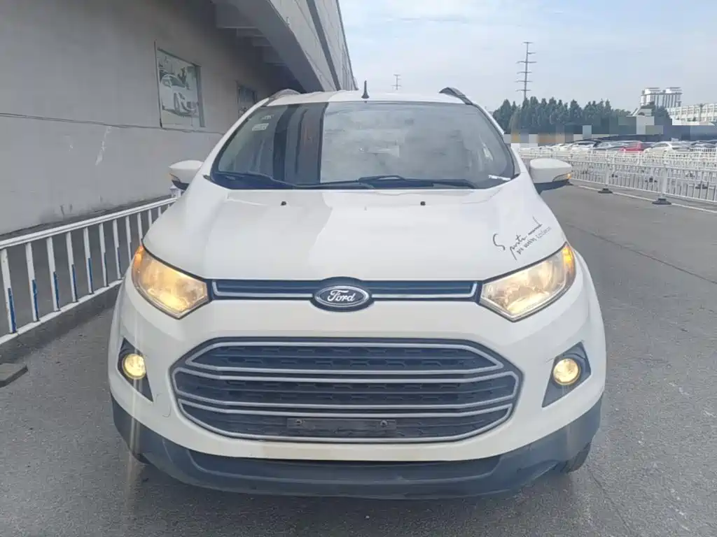 Ford EcoSport 2015 — фото 3