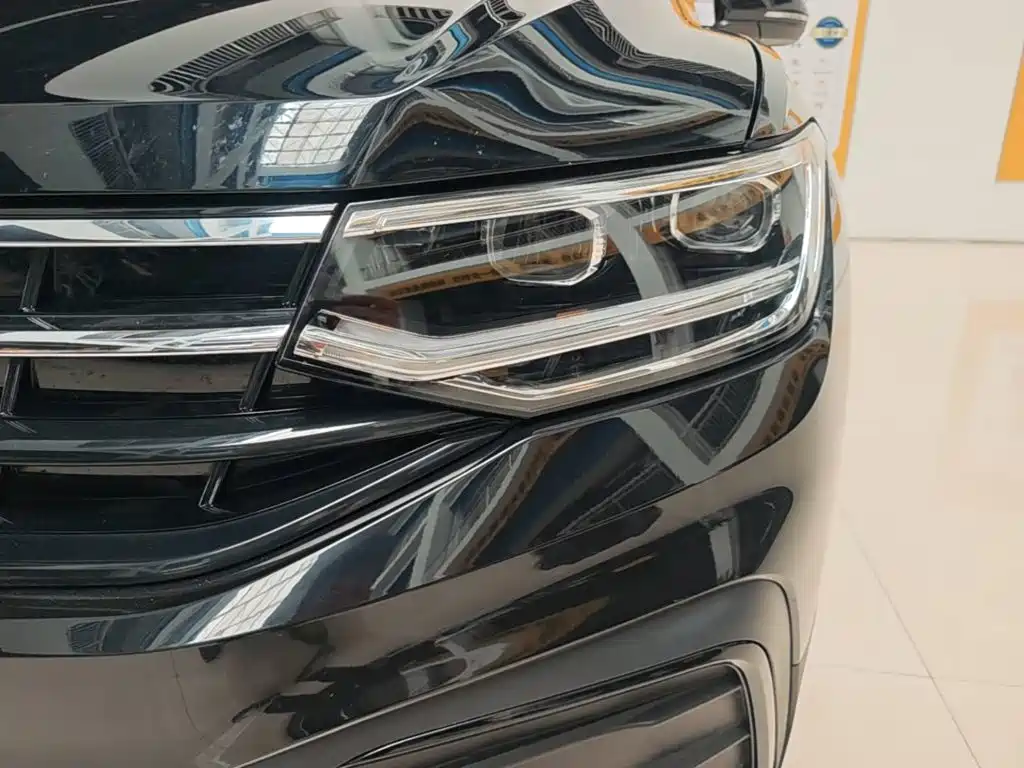 Volkswagen Tiguan L 2024 — фото 24