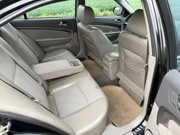 Chevrolet Epica 2013