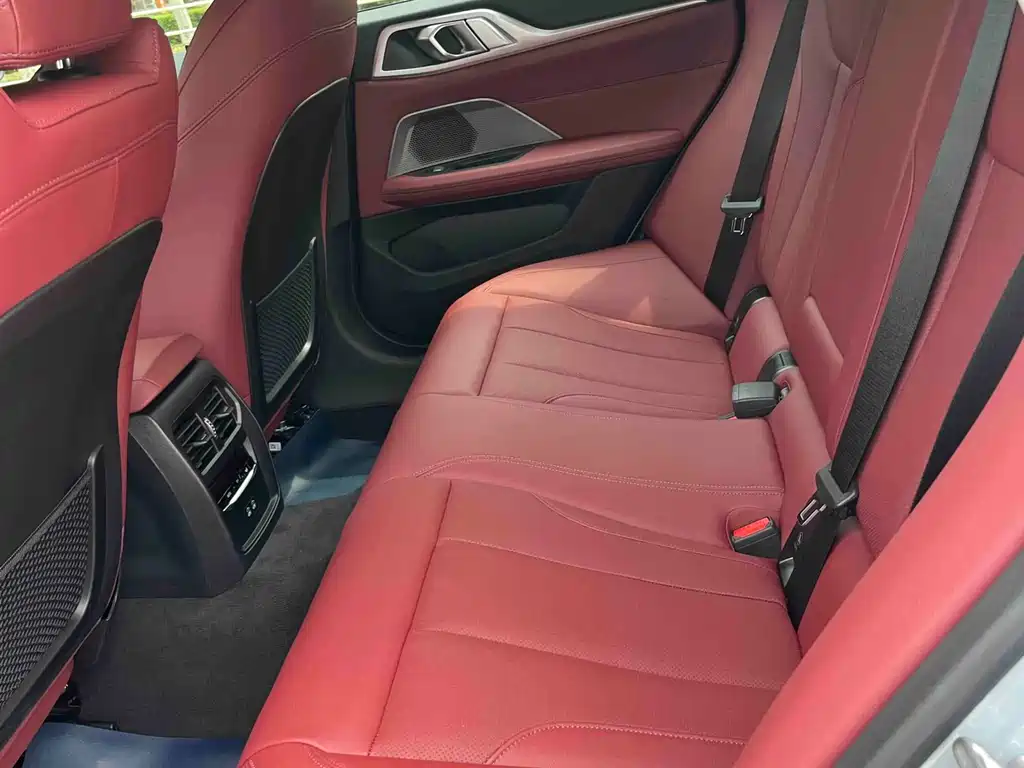 BMW 4 Series 2025 — фото 11