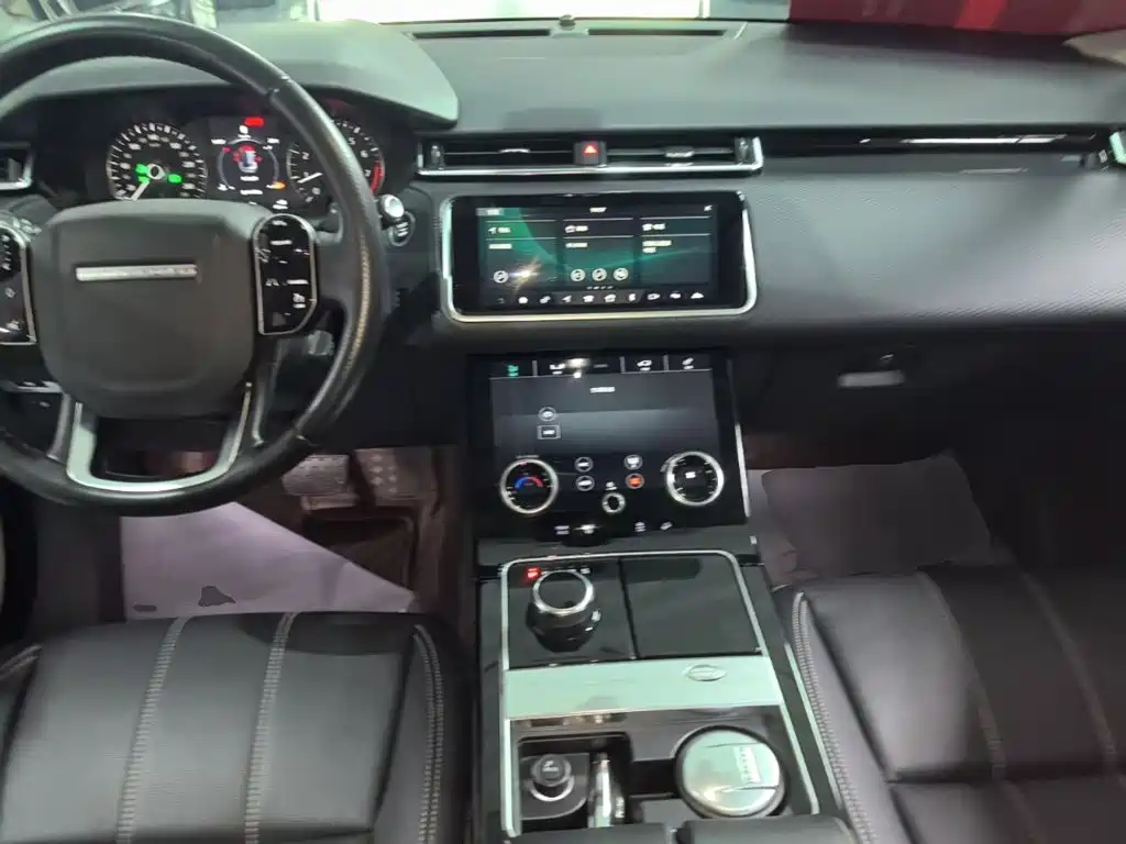 Land Rover Range Rover Velar 2018 — фото 10