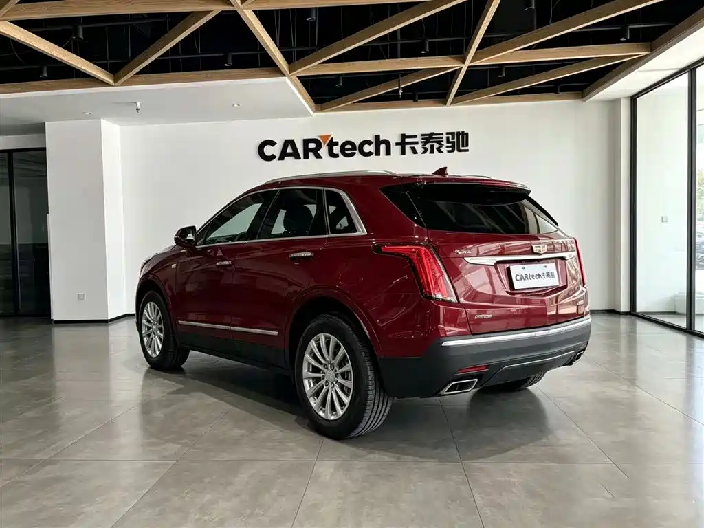 Cadillac XT5 2016 — фото 4